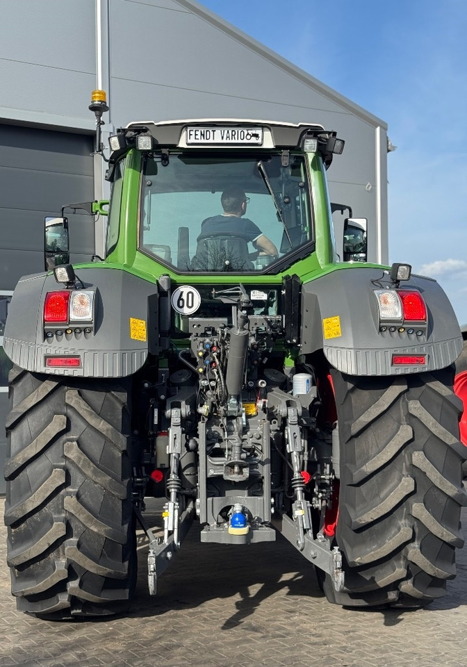 Fendt 930 Vario S4 Profi Plus - Traktor: gambar 5 Fendt 930 Vario S4 Profi Plus - Traktor: gambar 5