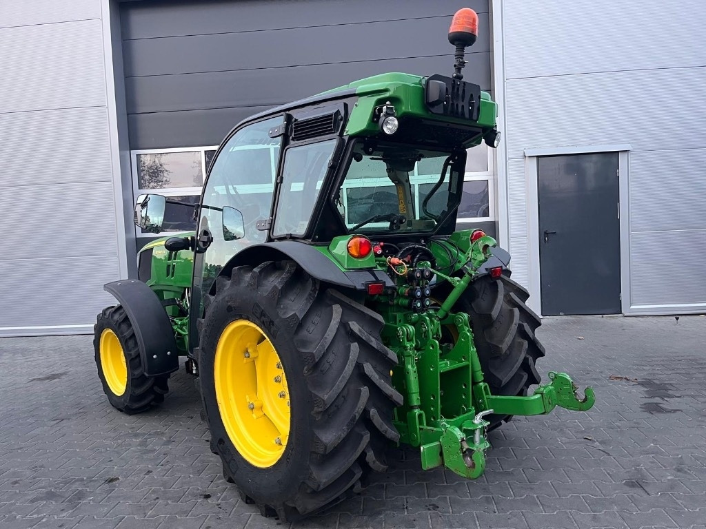 John Deere 5090 GL - Traktor: gambar 5 John Deere 5090 GL - Traktor: gambar 5