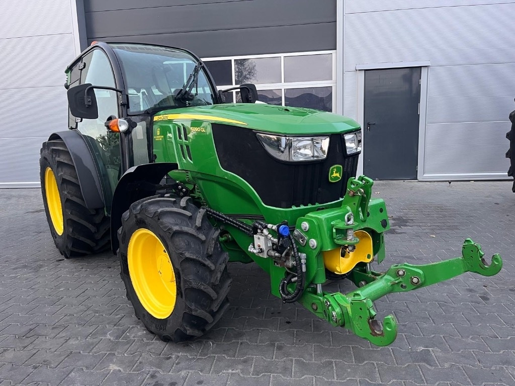 John Deere 5090 GL - Traktor: gambar 2 John Deere 5090 GL - Traktor: gambar 2