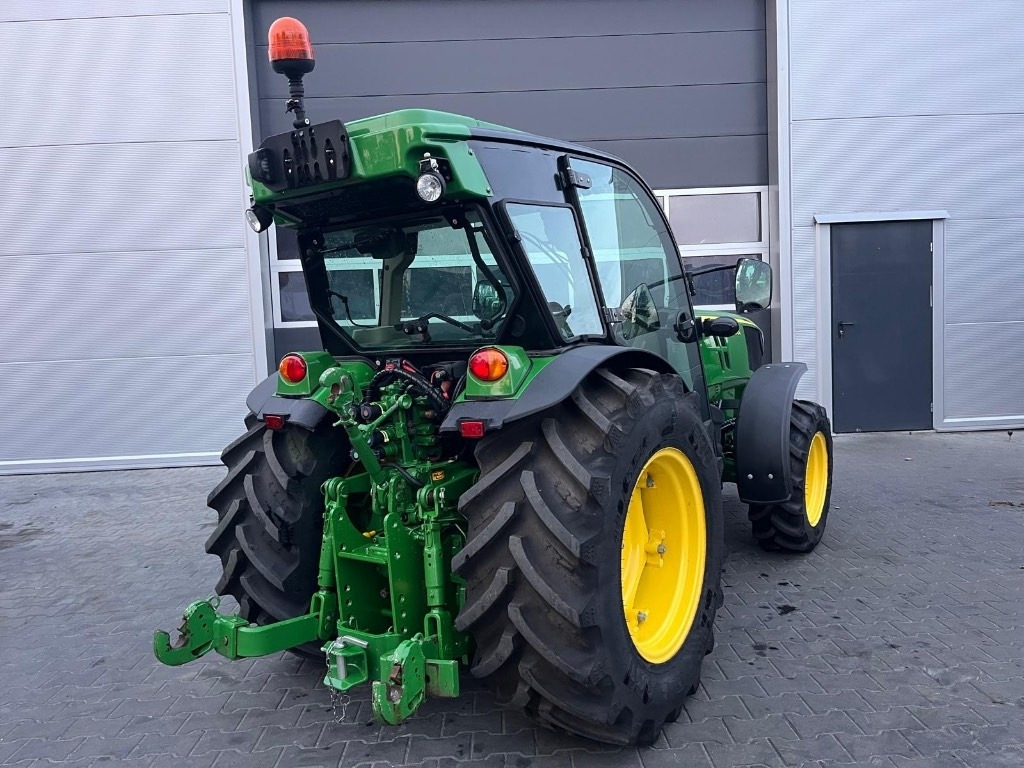 John Deere 5090 GL - Traktor: gambar 4 John Deere 5090 GL - Traktor: gambar 4