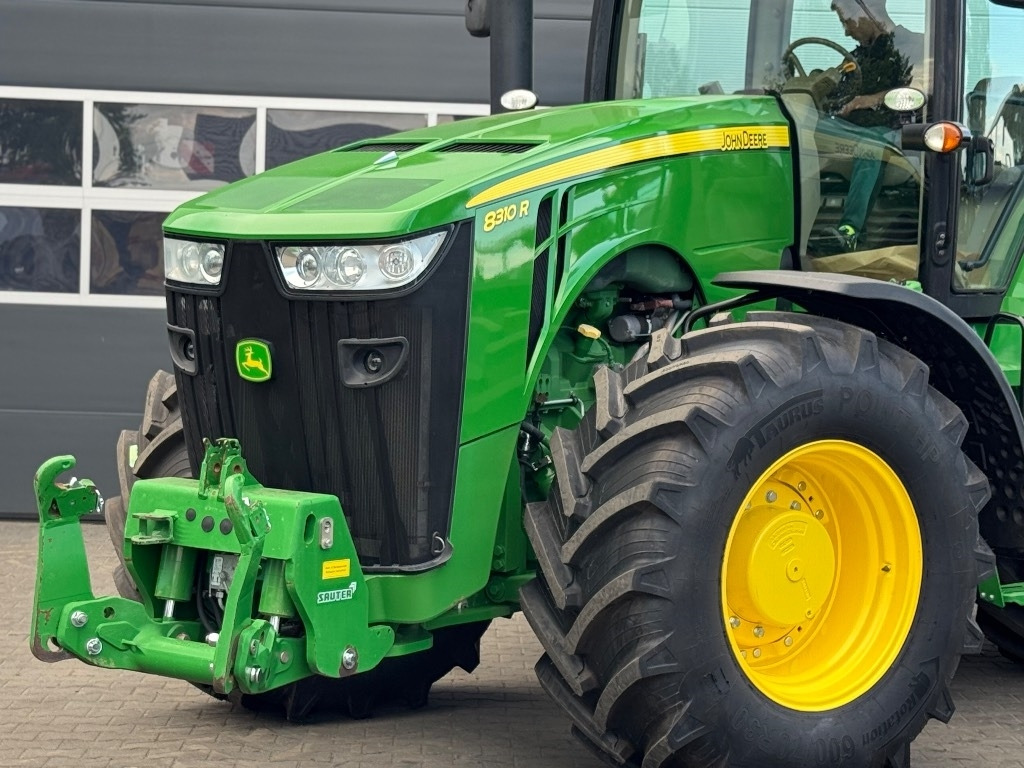 John Deere 8310 R - Traktor: gambar 3 John Deere 8310 R - Traktor: gambar 3