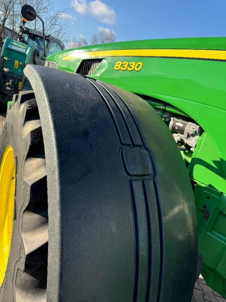Traktor John Deere 8330 AutoPower: gambar 17