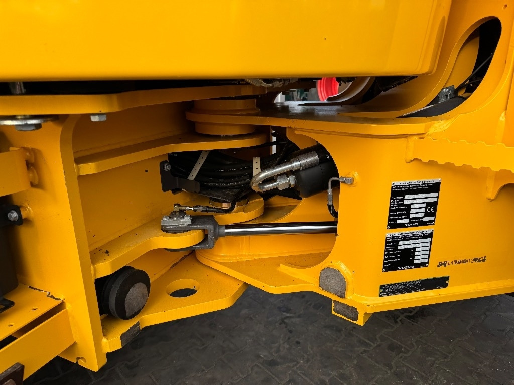 Wheel loader Volvo L 45 H: gambar 11