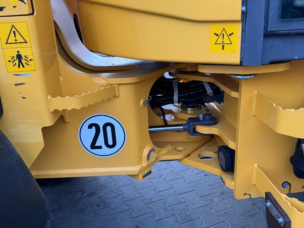 Wheel loader Volvo L 45 H: gambar 14