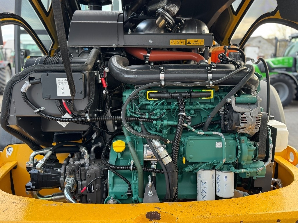 Wheel loader Volvo L 45 H: gambar 16