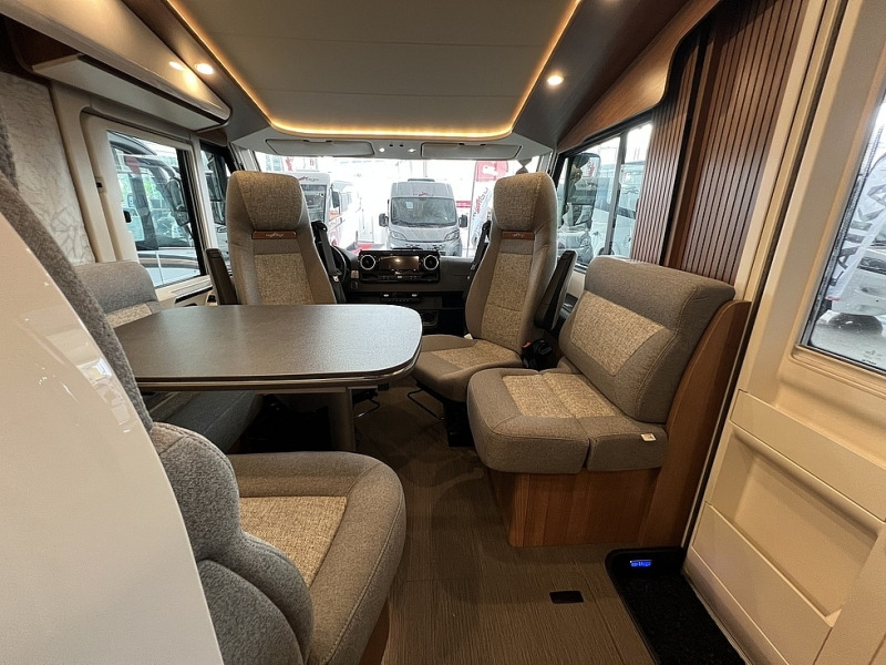 Carthago C2 Tourer I 148 RB-QB "K" - Mobil rumah terintegrasi: gambar 5 Carthago C2 Tourer I 148 RB-QB "K" - Mobil rumah terintegrasi: gambar 5
