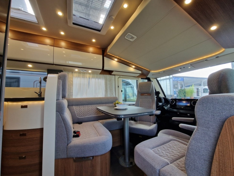 Carthago Carthago C2 Tourer I Mercedes 145 RB-LE - Mobil rumah terintegrasi: gambar 4 Carthago Carthago C2 Tourer I Mercedes 145 RB-LE - Mobil rumah terintegrasi: gambar 4