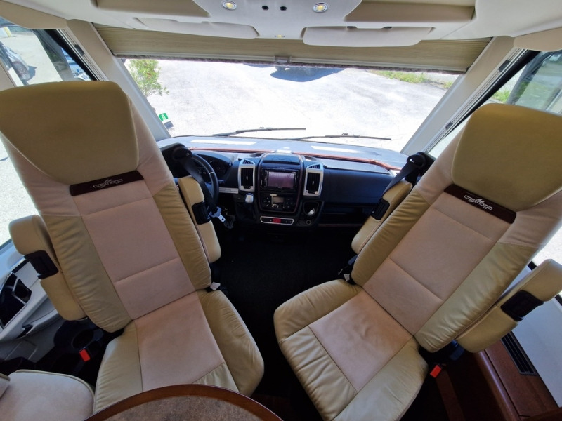 Carthago E-Line 51 QB - Mobil rumah terintegrasi: gambar 5 Carthago E-Line 51 QB - Mobil rumah terintegrasi: gambar 5