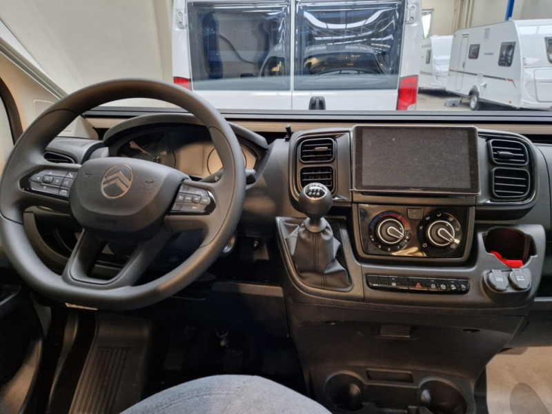 Chausson First Line V594L - Mobil kemping: gambar 5 Chausson First Line V594L - Mobil kemping: gambar 5