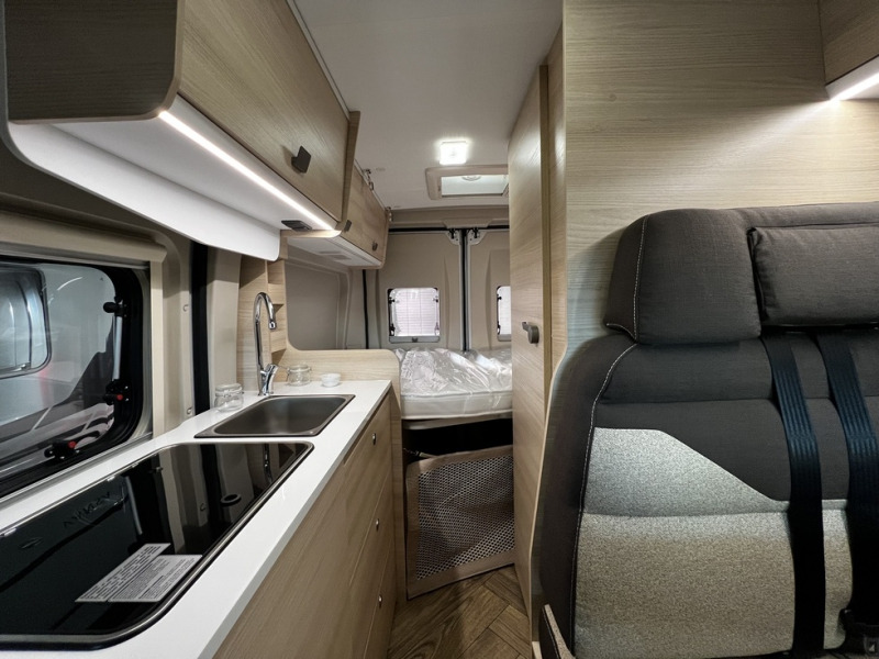 Chausson V594S First Line - Mobil kemping: gambar 4 Chausson V594S First Line - Mobil kemping: gambar 4