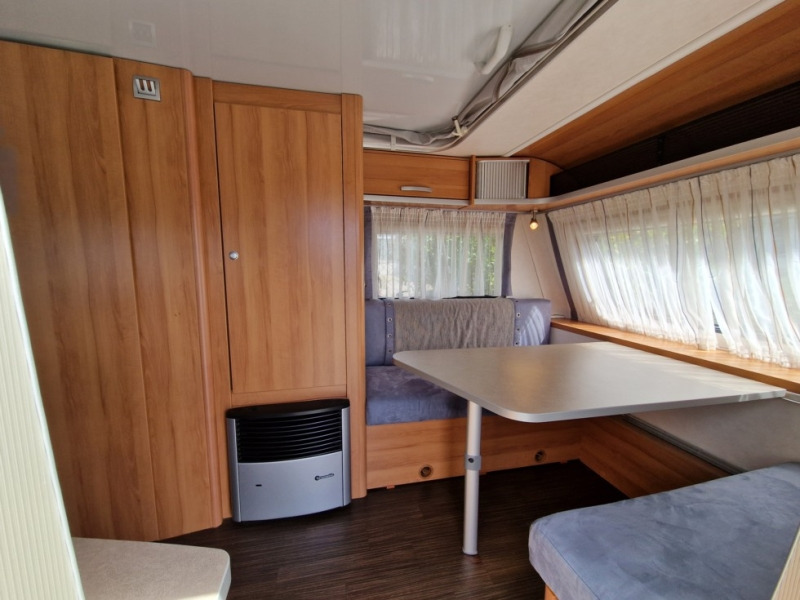 Hymer Feeling 425 - Karavan: gambar 4 Hymer Feeling 425 - Karavan: gambar 4
