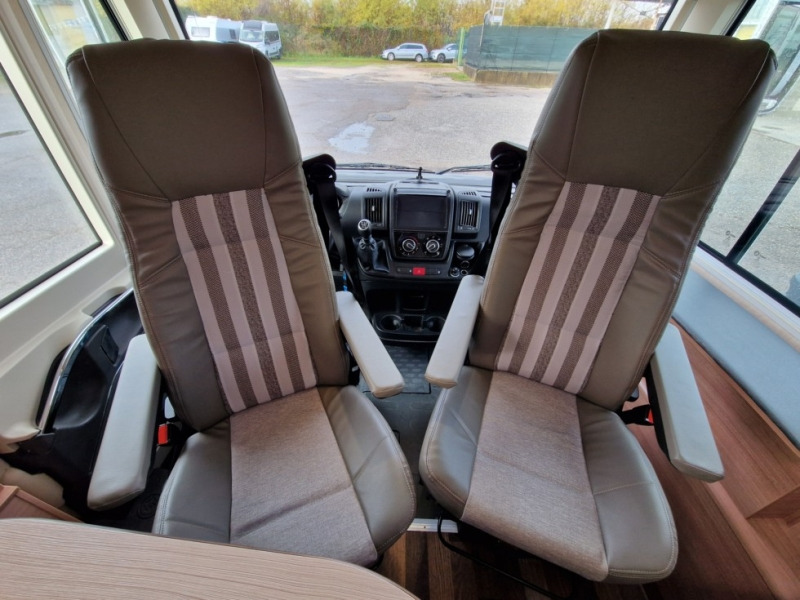 Knaus Sky I 650 MG - Mobil rumah terintegrasi: gambar 4 Knaus Sky I 650 MG - Mobil rumah terintegrasi: gambar 4