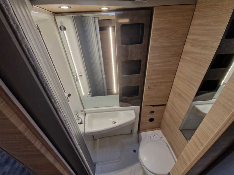Mobil kemping Knaus Van Ti Plus 650 MEG Platinum Selection: gambar 13
