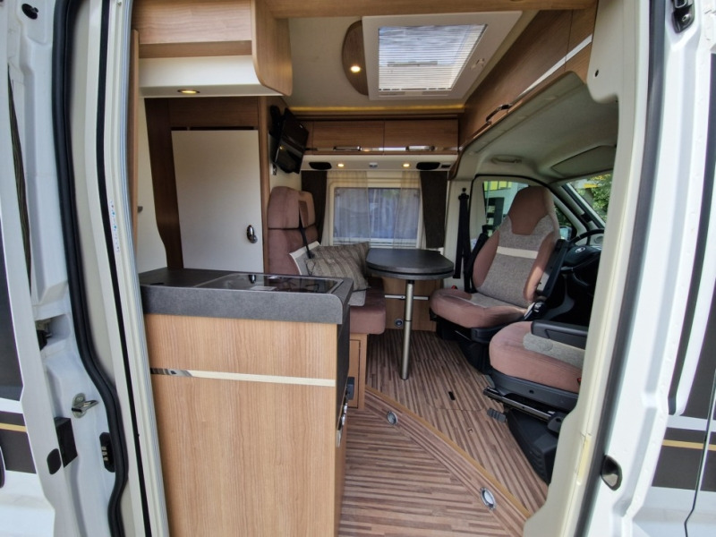 Malibu Van 600 DB - Mobil kemping: gambar 4 Malibu Van 600 DB - Mobil kemping: gambar 4
