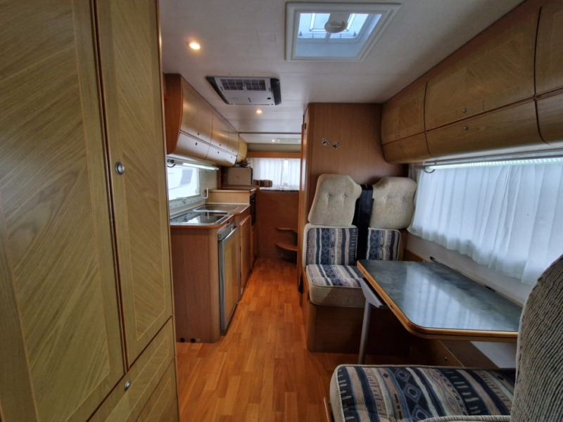 Mobil rumah semi-terintegrasi Mobilvetta Icaro P 5: gambar 7 Mobil rumah semi-terintegrasi Mobilvetta Icaro P 5: gambar 7