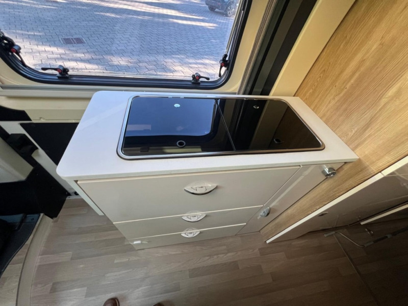 Rimor Horus 45 - Mobil kemping: gambar 5 Rimor Horus 45 - Mobil kemping: gambar 5