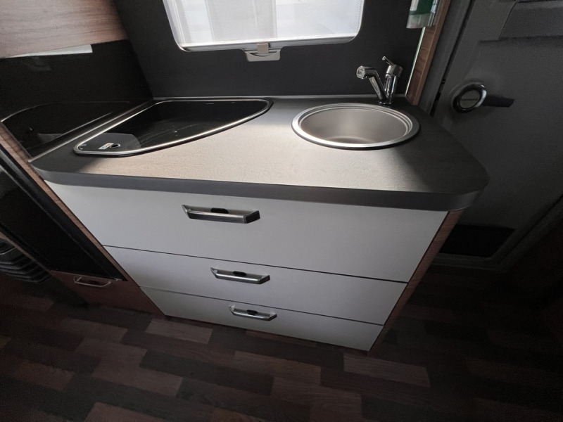 Karavan baru Weinsberg CaraOne 480 QDK: gambar 6