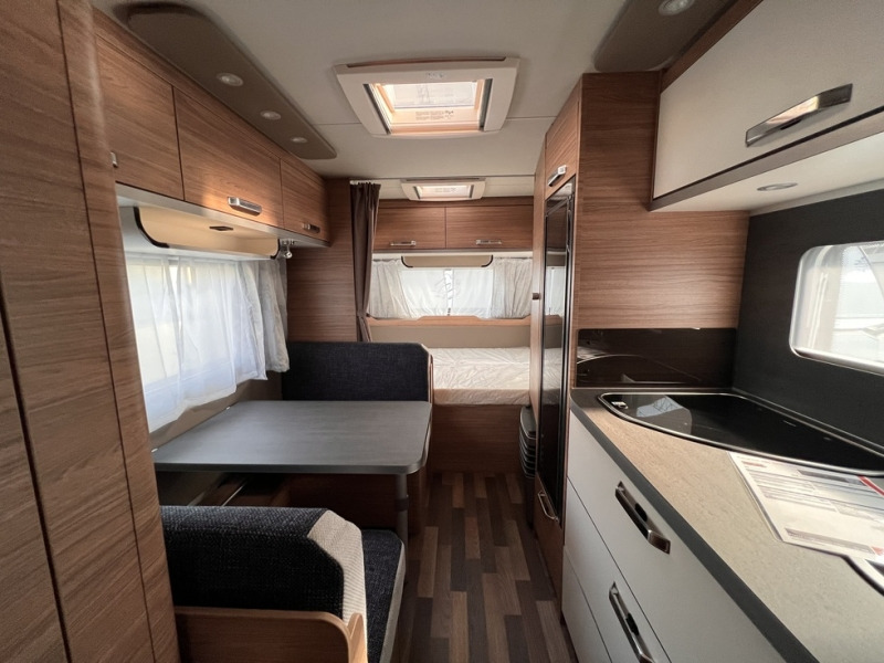 Karavan baru Weinsberg CaraOne 480 QDK: gambar 7