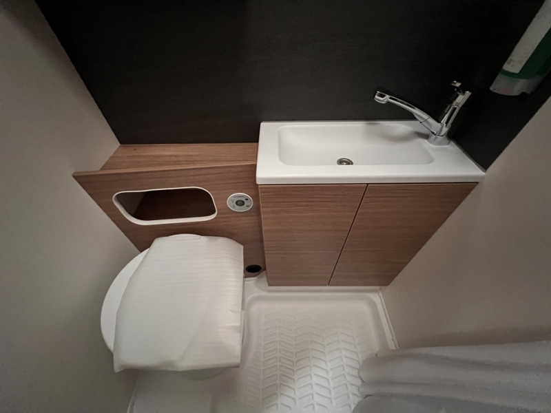 Karavan baru Weinsberg CaraOne 480 QDK: gambar 10