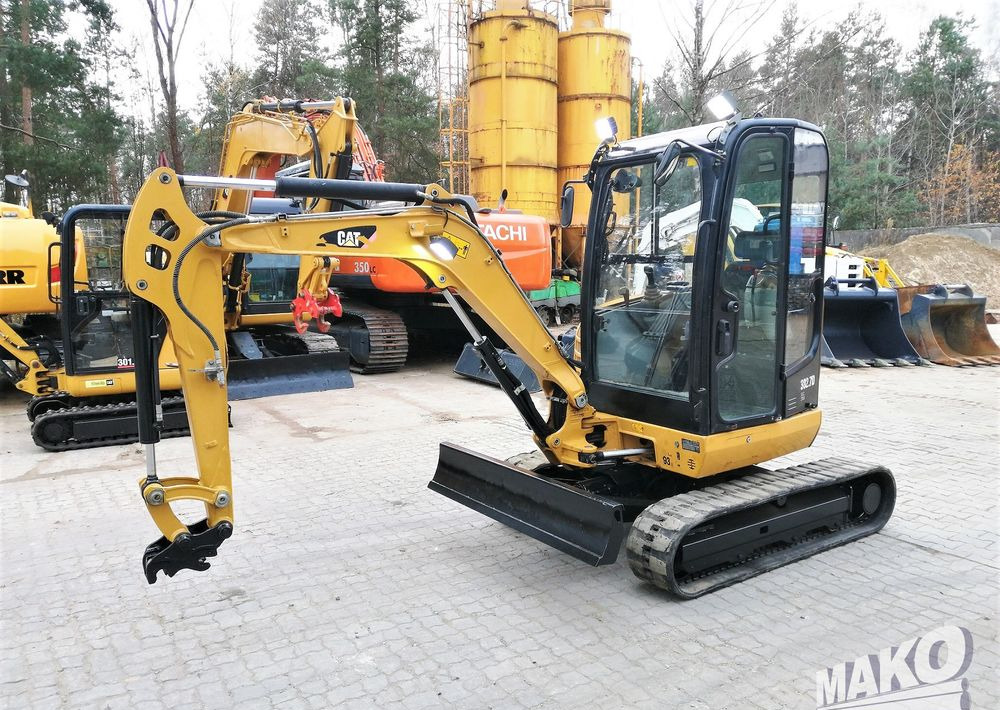 Caterpillar 302.7 D CR - Ekskavator perayap: gambar 1 Caterpillar 302.7 D CR - Ekskavator perayap: gambar 1