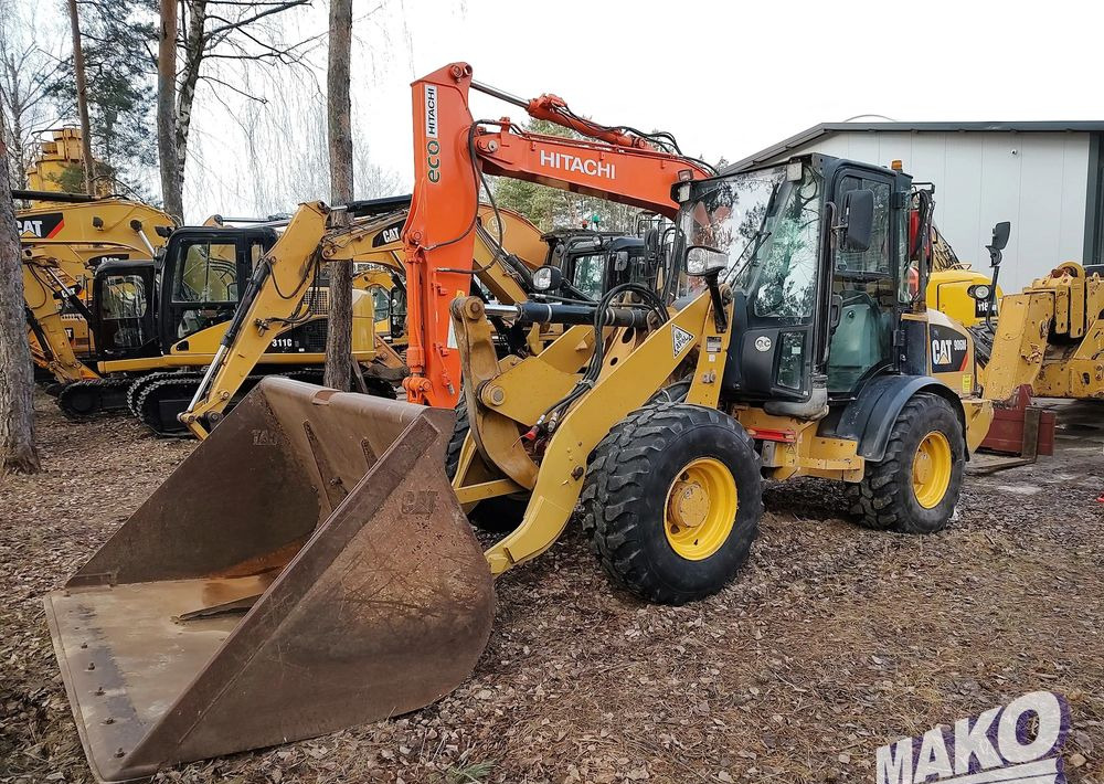 Caterpillar 906M - Wheel loader: gambar 5 Caterpillar 906M - Wheel loader: gambar 5