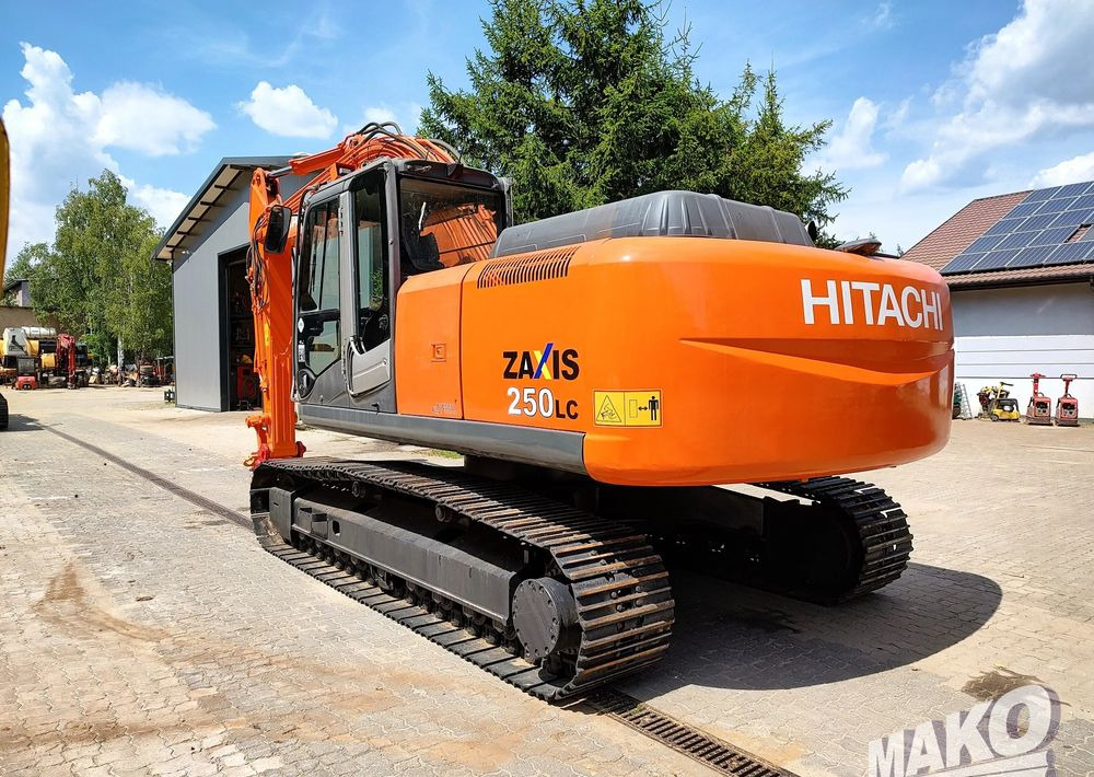 Hitachi ZX250 LCN-3 - Ekskavator perayap: gambar 3 Hitachi ZX250 LCN-3 - Ekskavator perayap: gambar 3