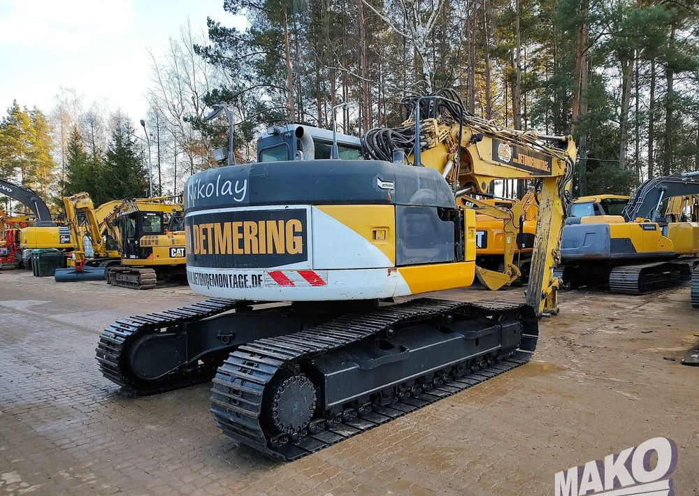 Komatsu PC228USLC-3 - Ekskavator perayap: gambar 4 Komatsu PC228USLC-3 - Ekskavator perayap: gambar 4