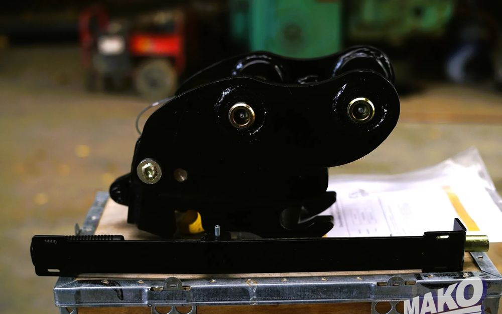 NOWE Szybkozłącze mechaniczne Rhinox fi 30 Takeuchi TB215 Kubota JCB CAT Volvo Yanmar - Lampiran untuk Peralatan konstruksi: gambar 3 NOWE Szybkozłącze mechaniczne Rhinox fi 30 Takeuchi TB215 Kubota JCB CAT Volvo Yanmar - Lampiran untuk Peralatan konstruksi: gambar 3