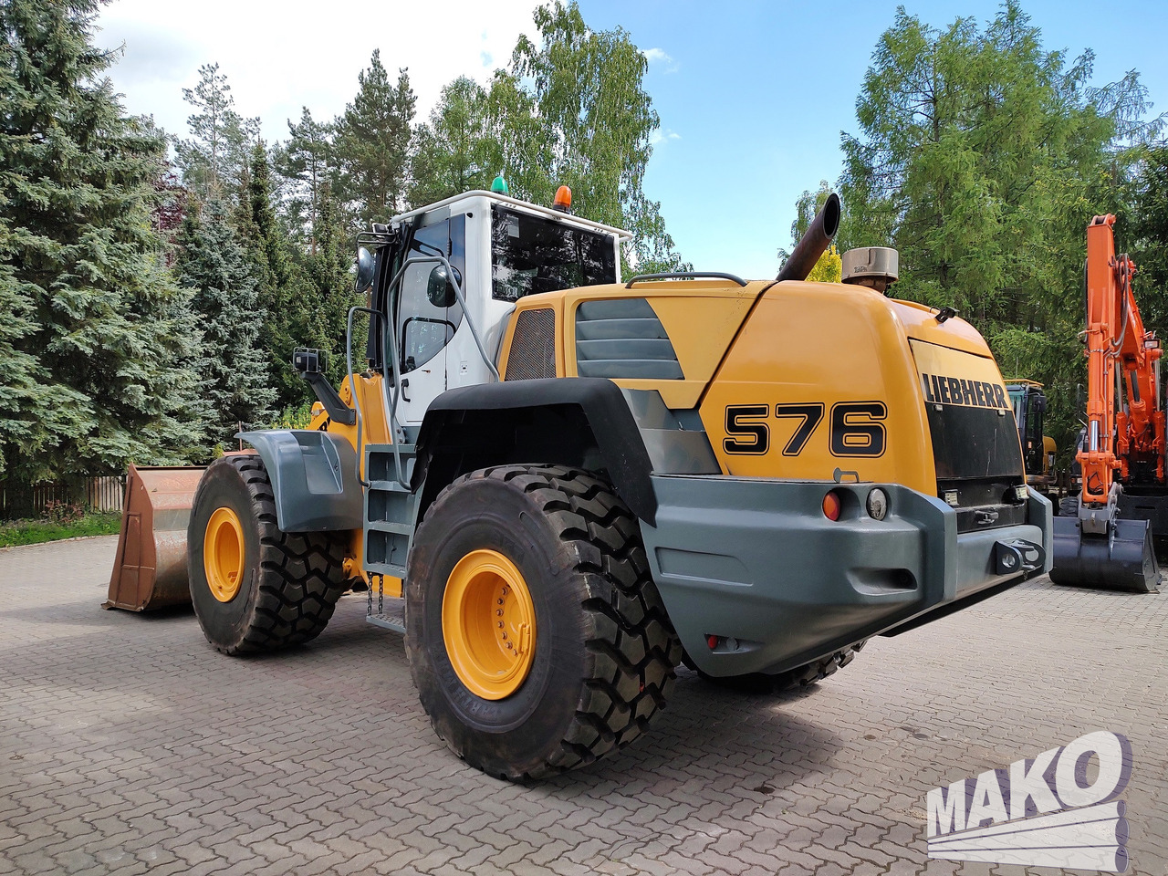 Liebherr L576 - Wheel loader: gambar 1 Liebherr L576 - Wheel loader: gambar 1