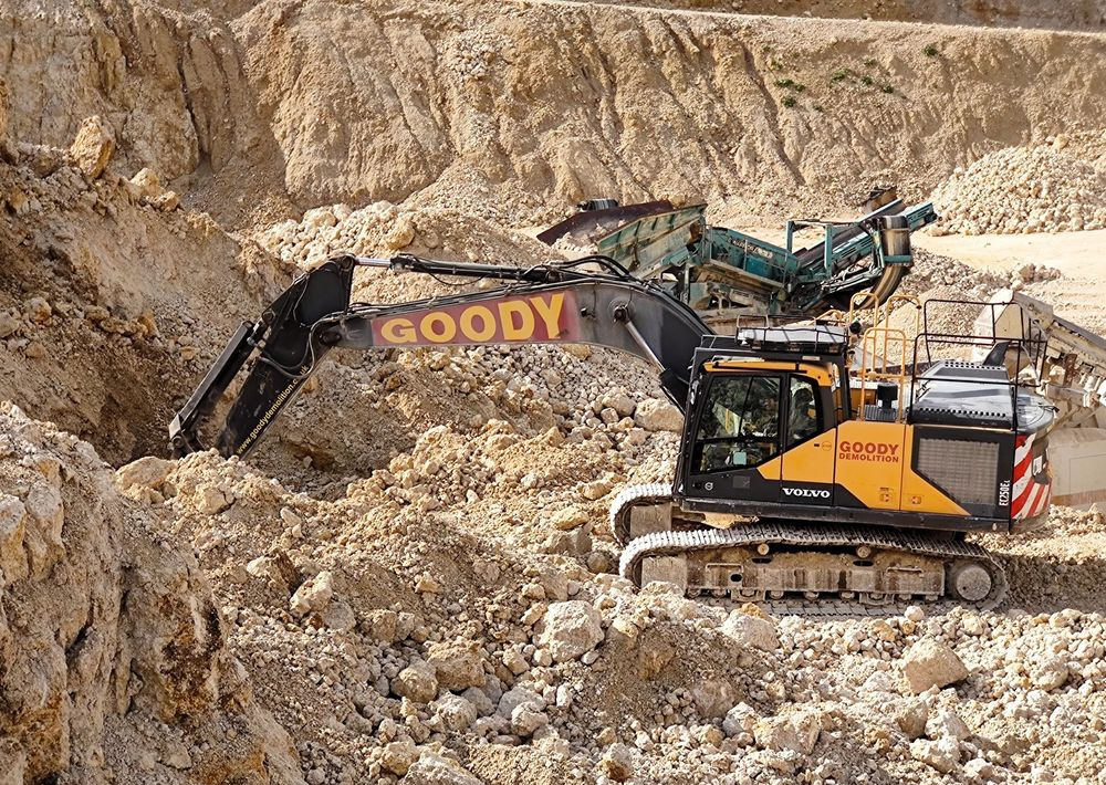 Volvo EC 250 EL - Ekskavator perayap: gambar 2 Volvo EC 250 EL - Ekskavator perayap: gambar 2