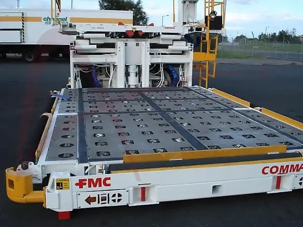 FMC COMMANDER 15S - Pemuat kargo pesawat terbang: gambar 3 FMC COMMANDER 15S - Pemuat kargo pesawat terbang: gambar 3