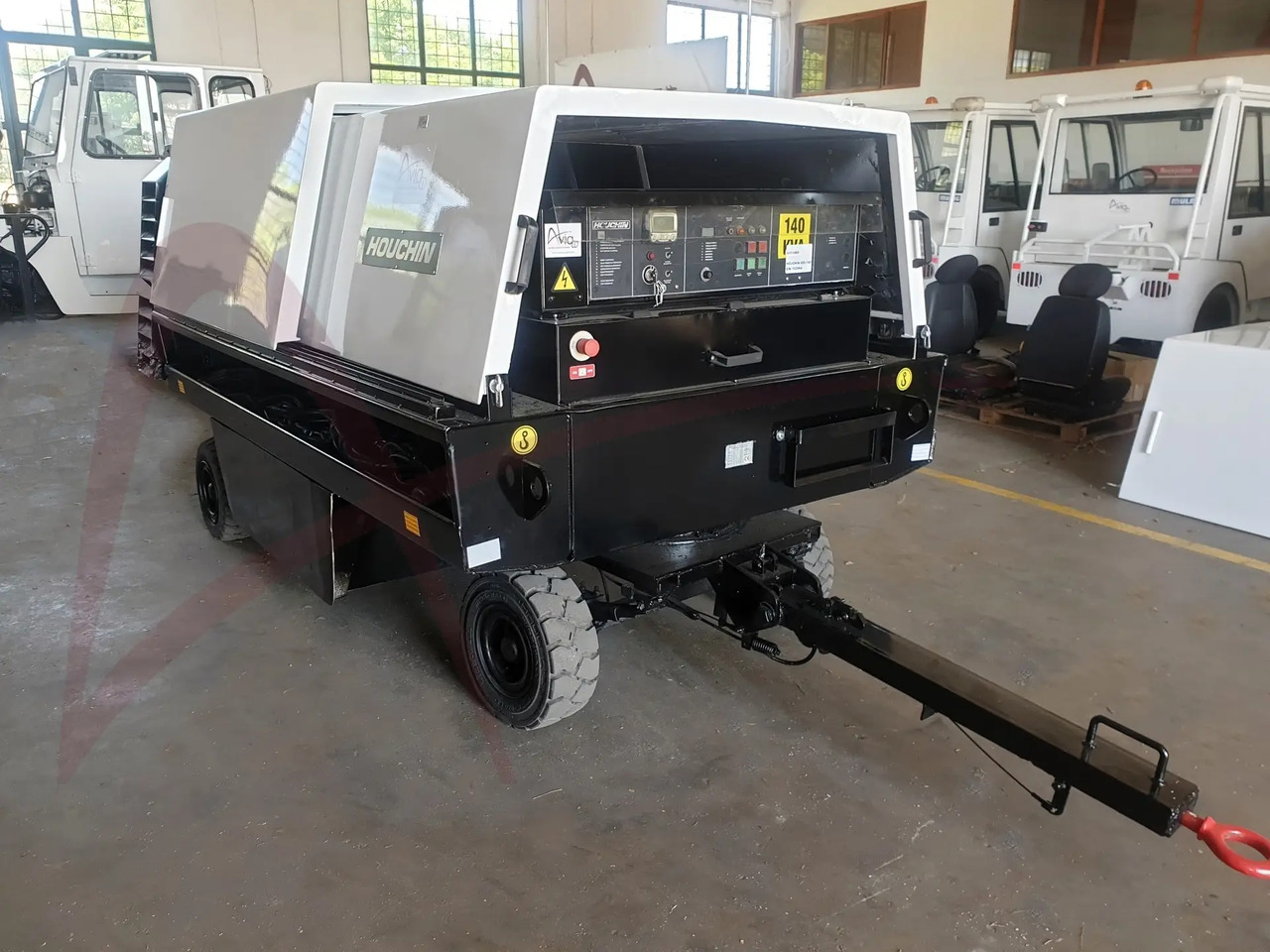 HOUCHIN C690-140 - Ground power unit: gambar 2 HOUCHIN C690-140 - Ground power unit: gambar 2