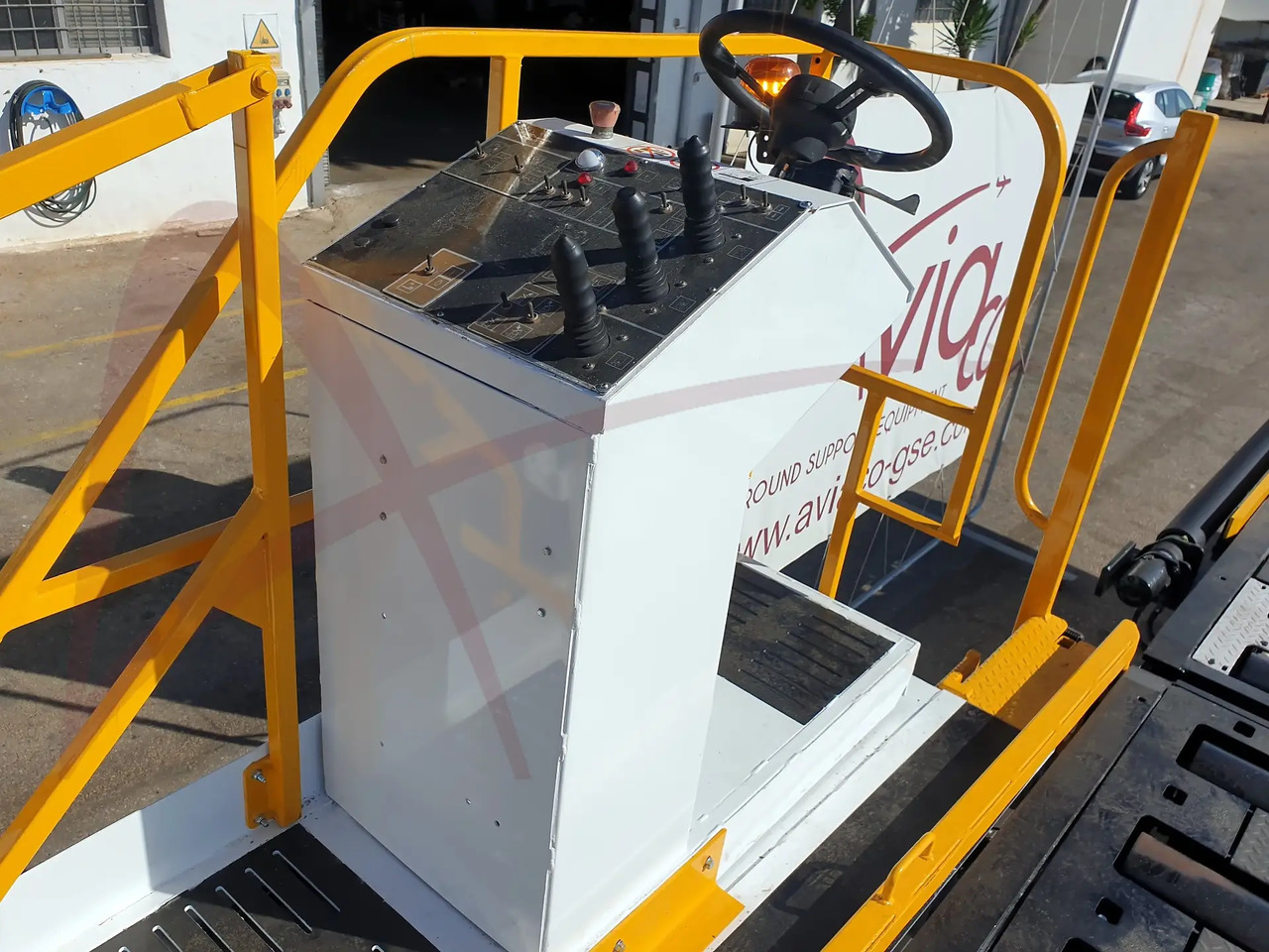 JBT AEROTECH COMMANDER 15iS - Pemuat kargo pesawat terbang: gambar 3 JBT AEROTECH COMMANDER 15iS - Pemuat kargo pesawat terbang: gambar 3