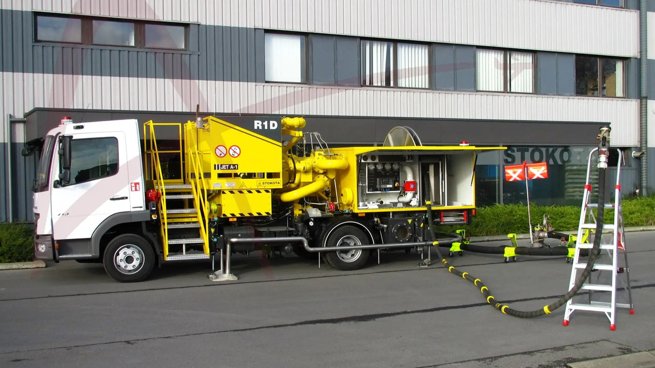 MERCEDES-BENZ ATEGO R1D - Truk tangki: gambar 1 MERCEDES-BENZ ATEGO R1D - Truk tangki: gambar 1