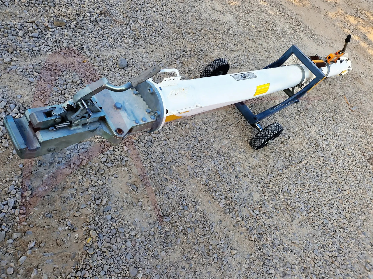 HYDRO TOWB757-C - Peralatan pendukung darat: gambar 1 HYDRO TOWB757-C - Peralatan pendukung darat: gambar 1