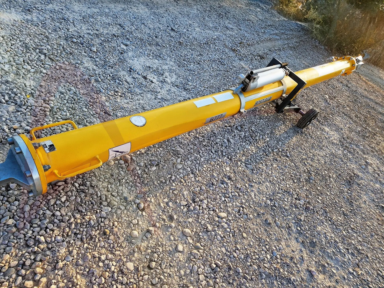 HYDRO TOWUNIV-5S20 - Peralatan pendukung darat: gambar 3 HYDRO TOWUNIV-5S20 - Peralatan pendukung darat: gambar 3