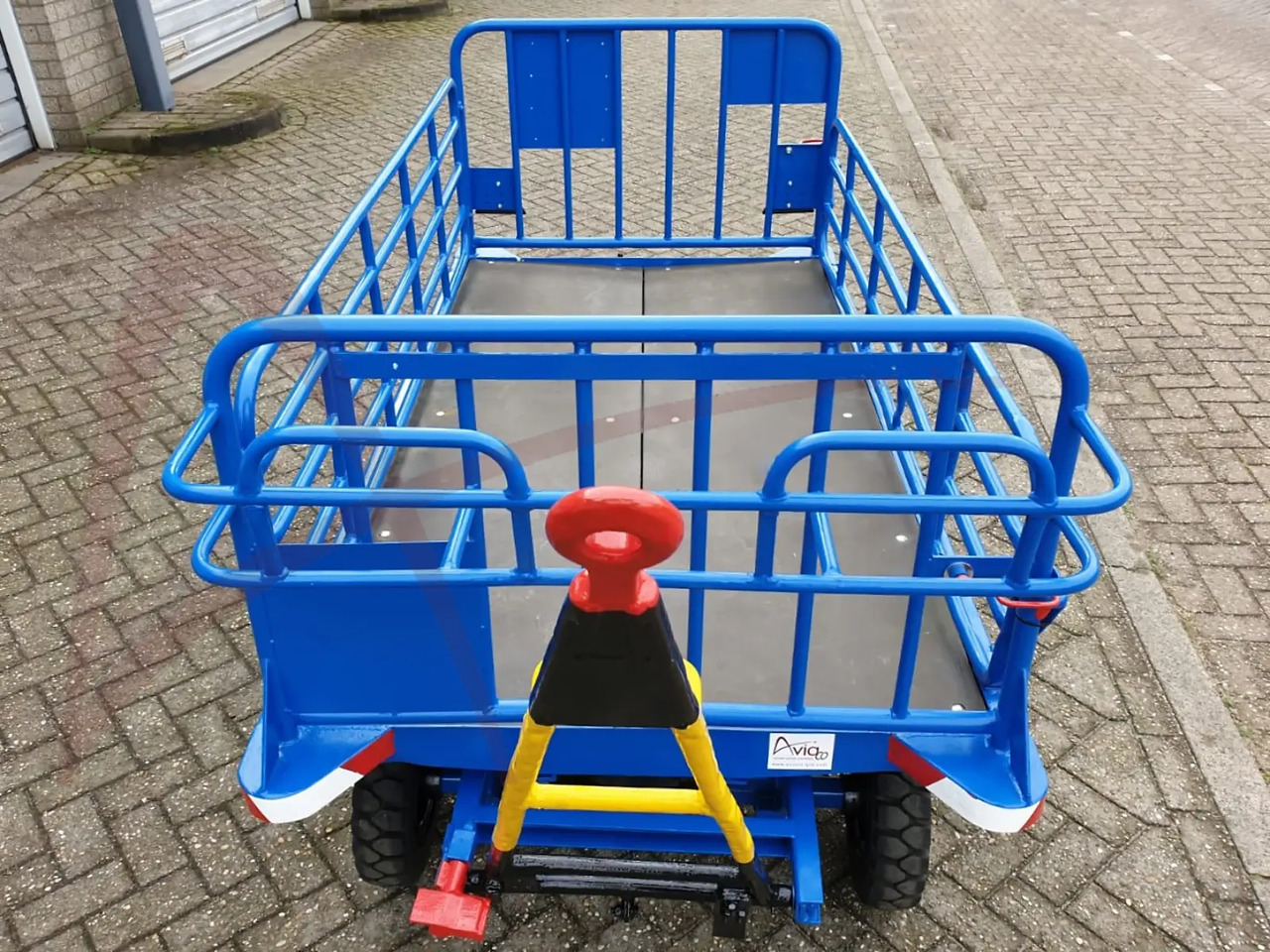 STIEHL KFW - Peralatan pendukung darat: gambar 2 STIEHL KFW - Peralatan pendukung darat: gambar 2