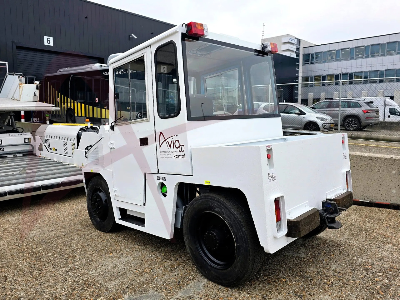 ROFAN ZD80 - Traktor bagasi: gambar 3 ROFAN ZD80 - Traktor bagasi: gambar 3