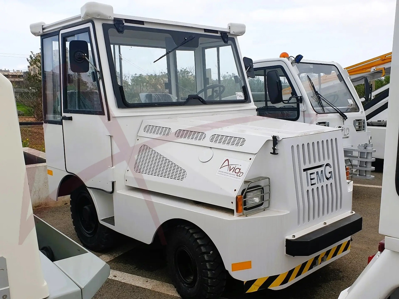 TEMG TG5001 - Traktor bagasi: gambar 1 TEMG TG5001 - Traktor bagasi: gambar 1