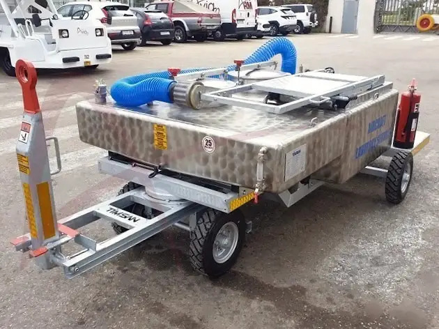 TIMSAN LSC300/700 - Truk layanan toilet: gambar 4 TIMSAN LSC300/700 - Truk layanan toilet: gambar 4