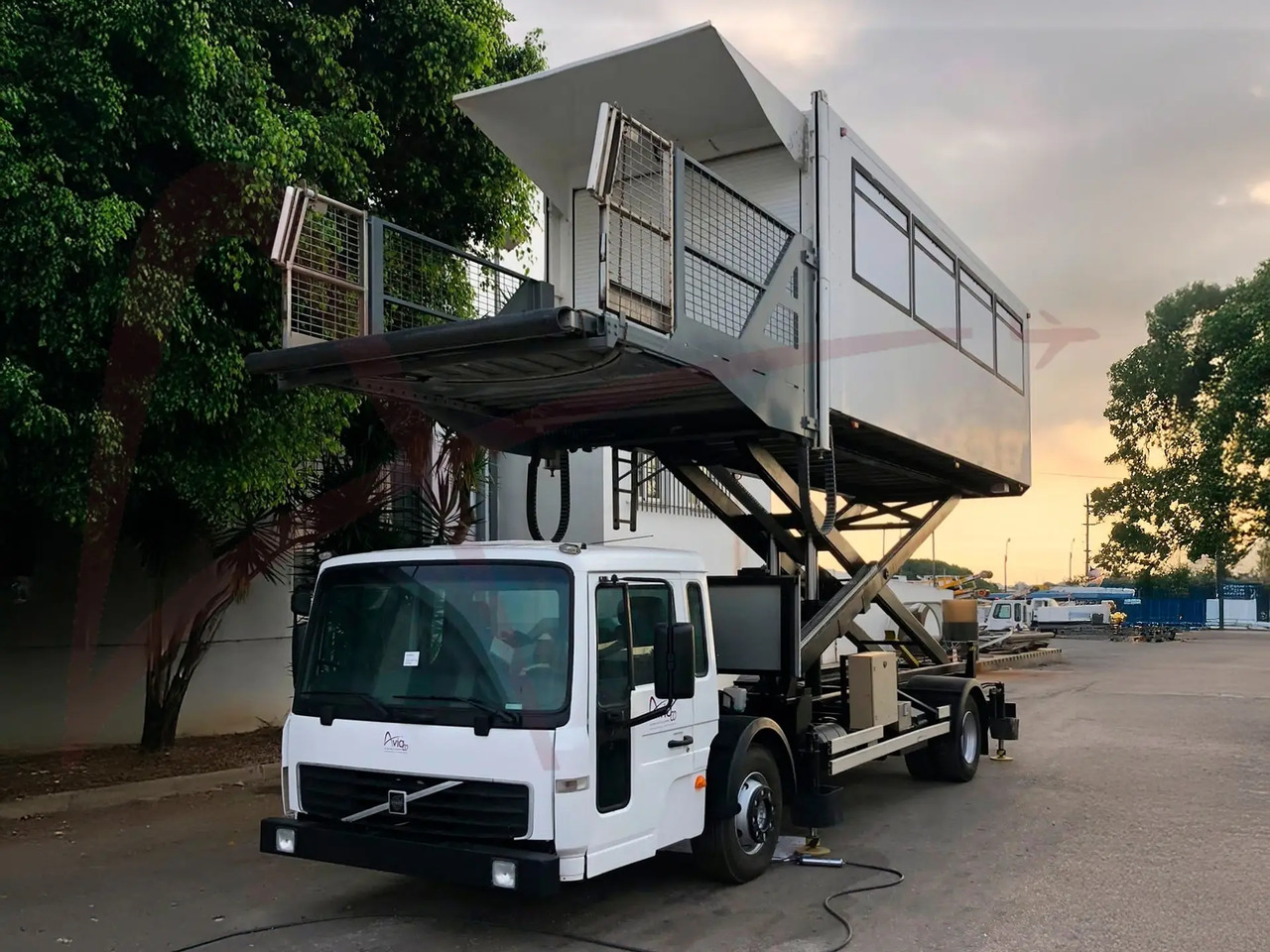 TLD CHTP GM-5,9 - Ambulift: gambar 2 TLD CHTP GM-5,9 - Ambulift: gambar 2