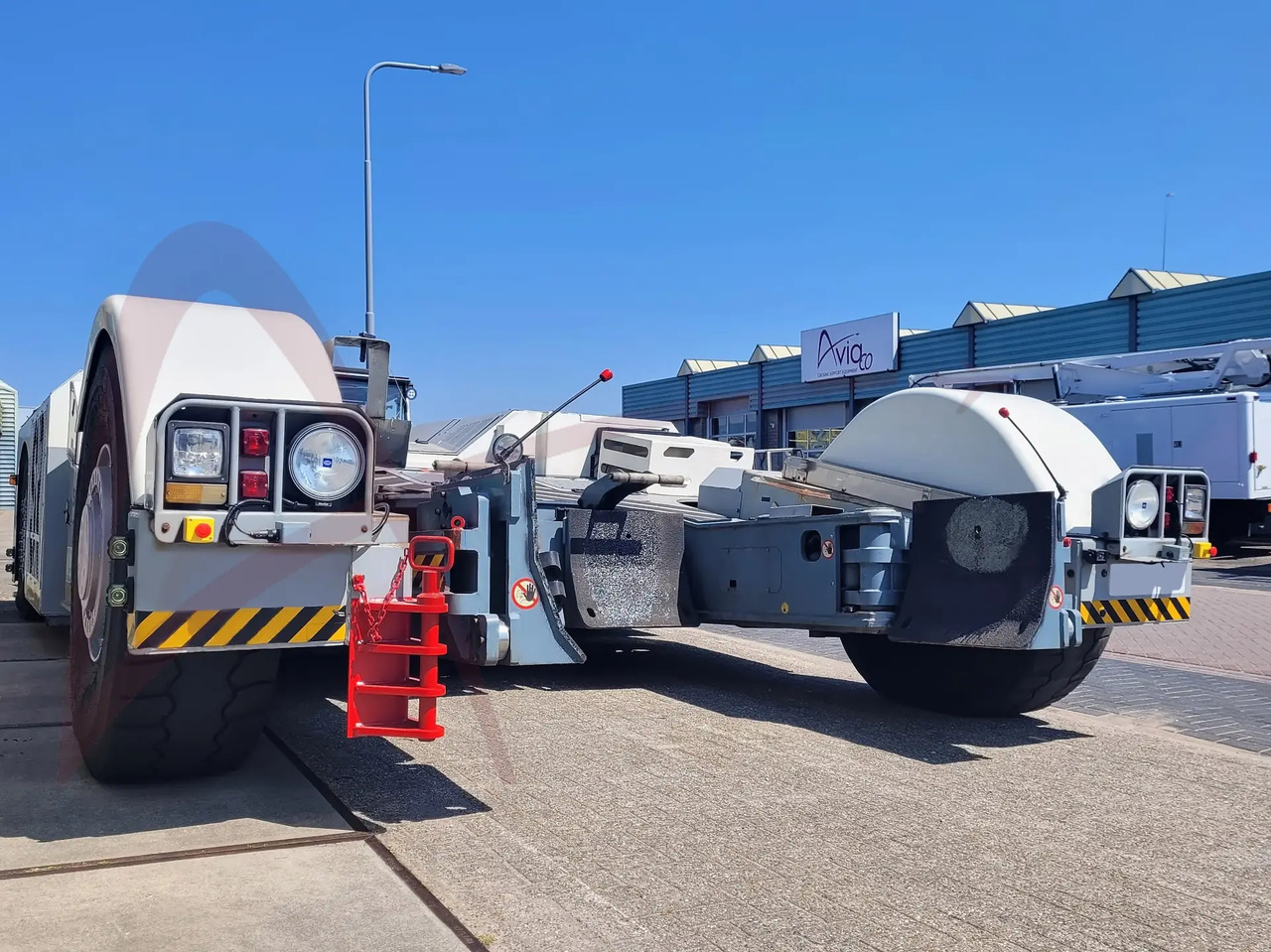 TLD TPX-500-MTS - Traktor mundur: gambar 3 TLD TPX-500-MTS - Traktor mundur: gambar 3