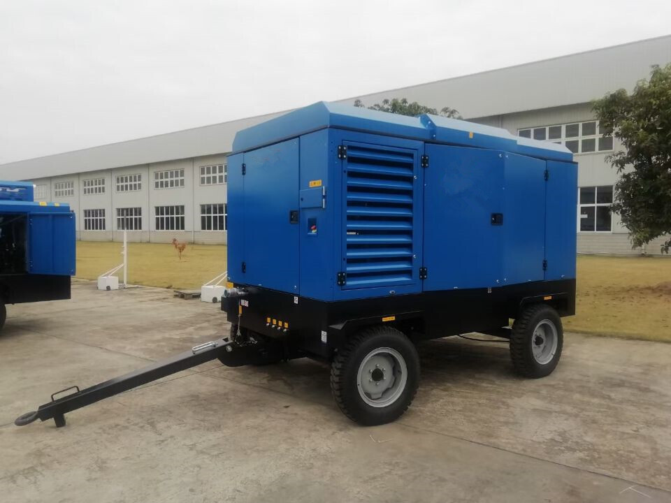 Liutech 400-30 1412CFM 30Bar Portable Screw Diesel - Kompresor udara: gambar 1 Liutech 400-30 1412CFM 30Bar Portable Screw Diesel - Kompresor udara: gambar 1