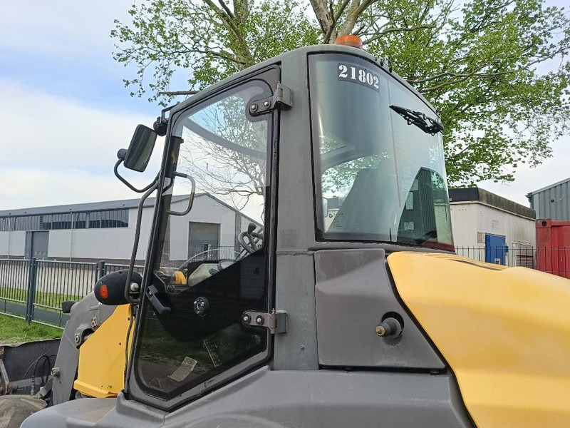 Wheel loader Ahlmann AS 700 wiellader shovel loader lader bak+vorken: gambar 18