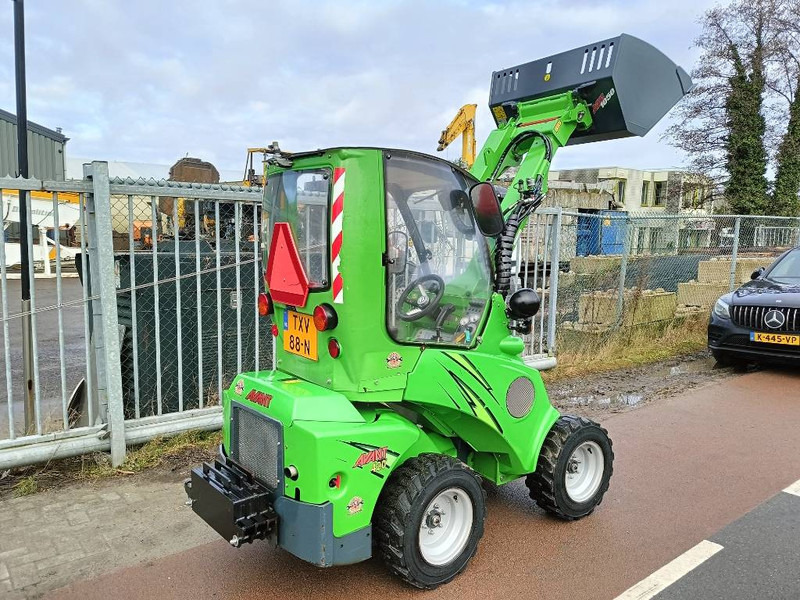 Avant M420 MSDNT mini shovel loader lader 980 kg CE - Track loader yang ringkas: gambar 2 Avant M420 MSDNT mini shovel loader lader 980 kg CE - Track loader yang ringkas: gambar 2