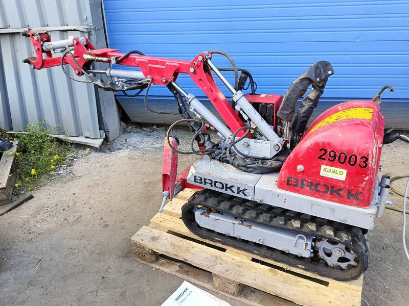 Brokk mini cut 40 demolition robot remote controlled - Ekskavator perayap: gambar 2 Brokk mini cut 40 demolition robot remote controlled - Ekskavator perayap: gambar 2