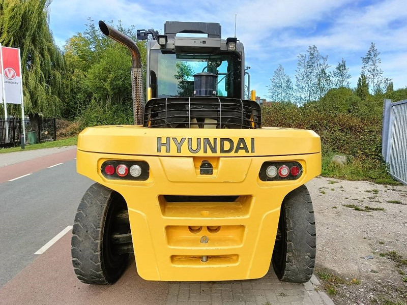 Hyundai 160 D-9 heftruck forklift stapler 16 ton CE - Forklift diesel: gambar 3 Hyundai 160 D-9 heftruck forklift stapler 16 ton CE - Forklift diesel: gambar 3