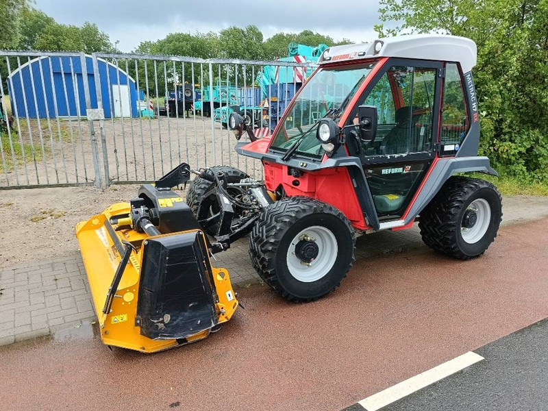 Reform Metrac H7 RX maaier mower traction 4x4x4 all terra - Trailer pertanian: gambar 1 Reform Metrac H7 RX maaier mower traction 4x4x4 all terra - Trailer pertanian: gambar 1