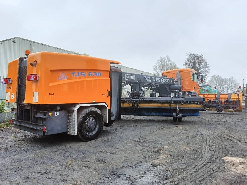 Schmidt TSJ630 man runway snow cleaning sneeuwschuif 2008 - Bajak salju untuk Peralatan pertanian: gambar 2 Schmidt TSJ630 man runway snow cleaning sneeuwschuif 2008 - Bajak salju untuk Peralatan pertanian: gambar 2