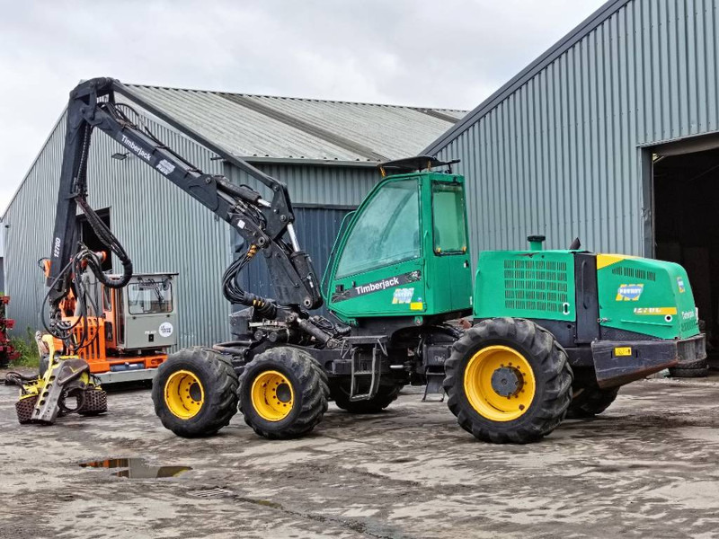 Timberjack 1270D harvester delimber bomenrooier 2004 CE airco - Mesin pemanen: gambar 1 Timberjack 1270D harvester delimber bomenrooier 2004 CE airco - Mesin pemanen: gambar 1